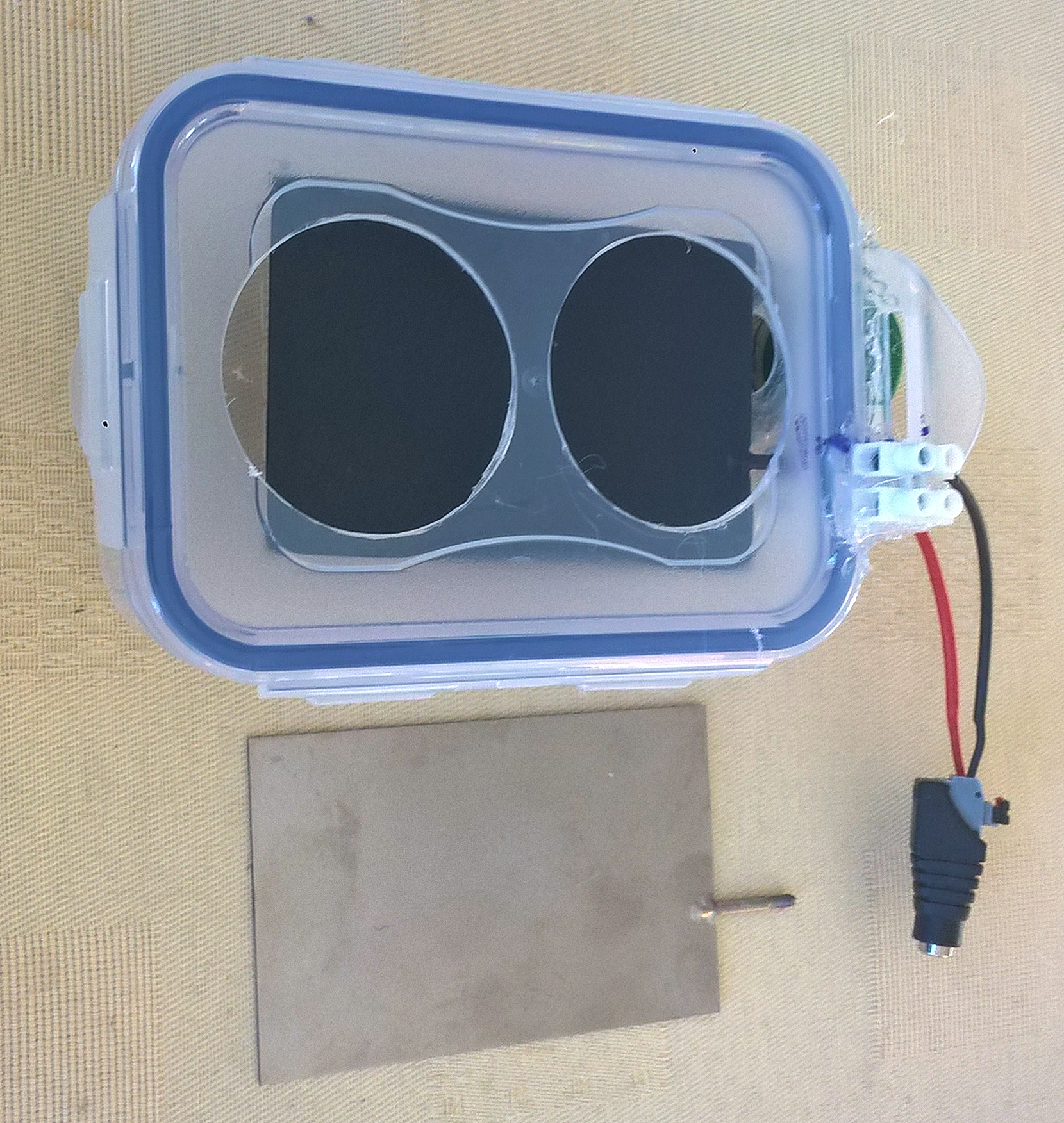 Elektrolyseger�t mit Titankathode und Ti-MMO-Anode