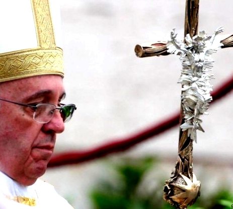 Papstferula mit Sonnengott-Abbild